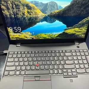 Lenovo p15v thinkpad